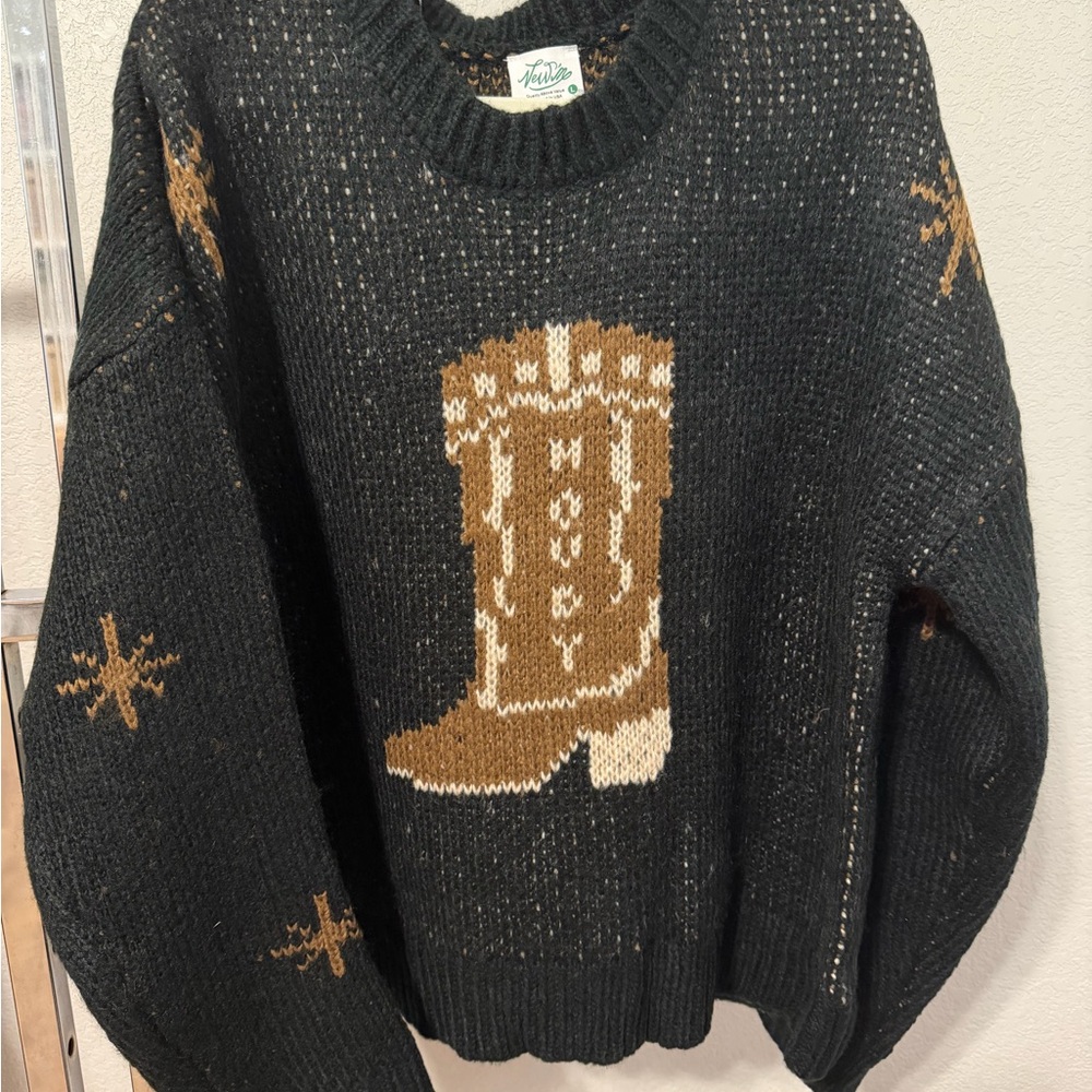 Very J Black Sweater with Boot Design